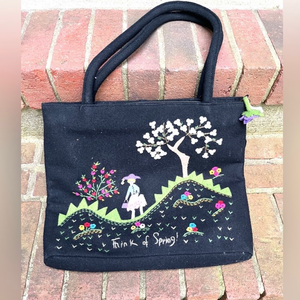 Charming Embroidered Lulu Guinness Shoulder Bag